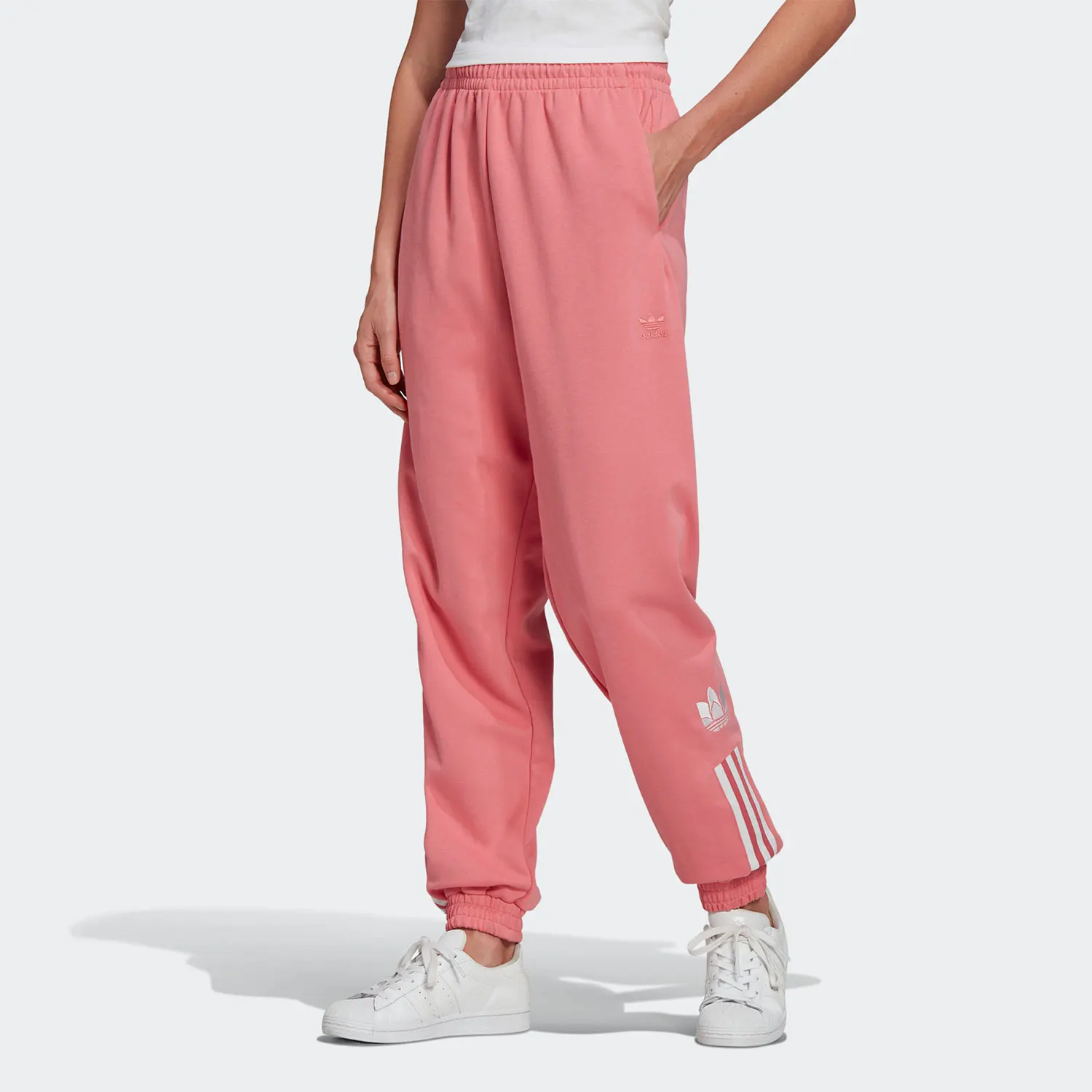 Adidas genuine Originals Women's Fashion Sports Tapered Pants GN6708
Adidas genuine Originals Women's Fashion Sports Tapered Pants GN6708