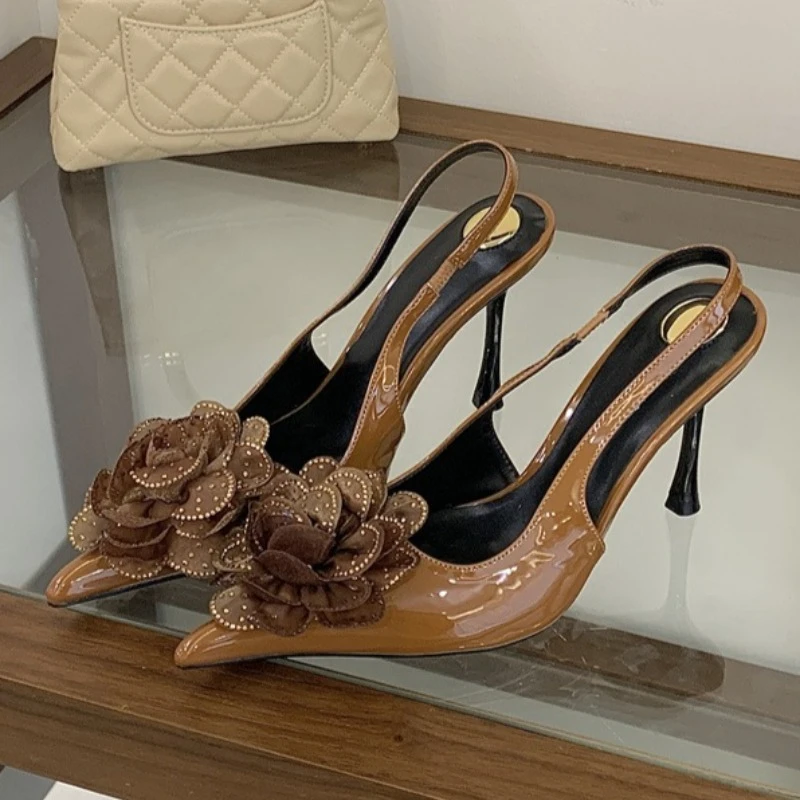 Aneikeh Sexy Rhinestones Flower Designer Pointed Toe High Heels Women Shallow Fashion Sandals Pumps Elegant Banquet Dress Shoes
Aneikeh Sexy Rhinestones Flower Designer Pointed Toe High Heels Women Shallow Fashion Sandals Pumps Elegant Banquet Dress Shoes