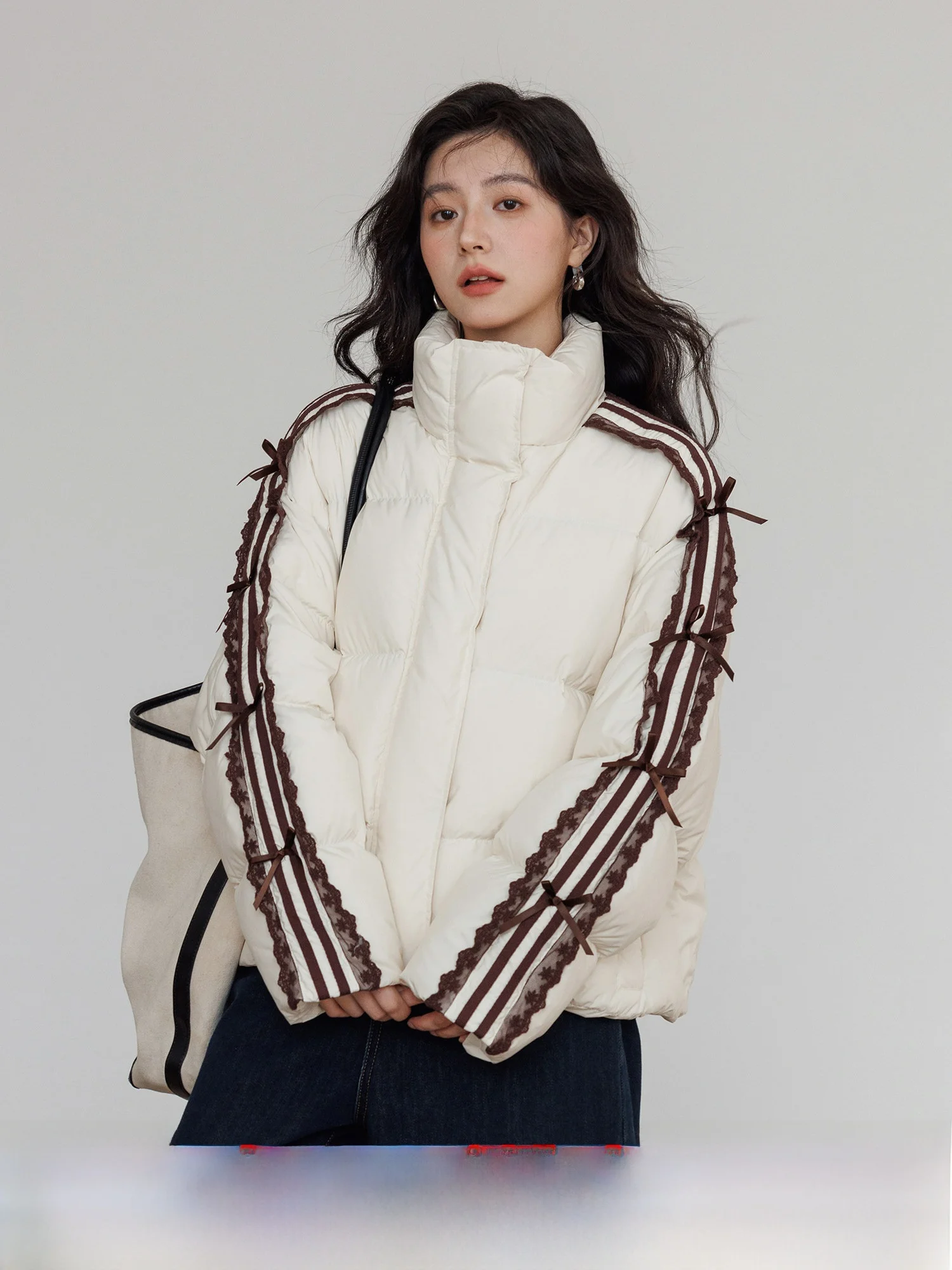 Women's Thiened down Jaet Stand Collar Sport Stripe Sle White Du Feather Winter Outerwear Faionable Commute Wind
Women's Thiened down Jaet Stand Collar Sport Stripe Sle White Du Feather Winter Outerwear Faionable Commute Wind