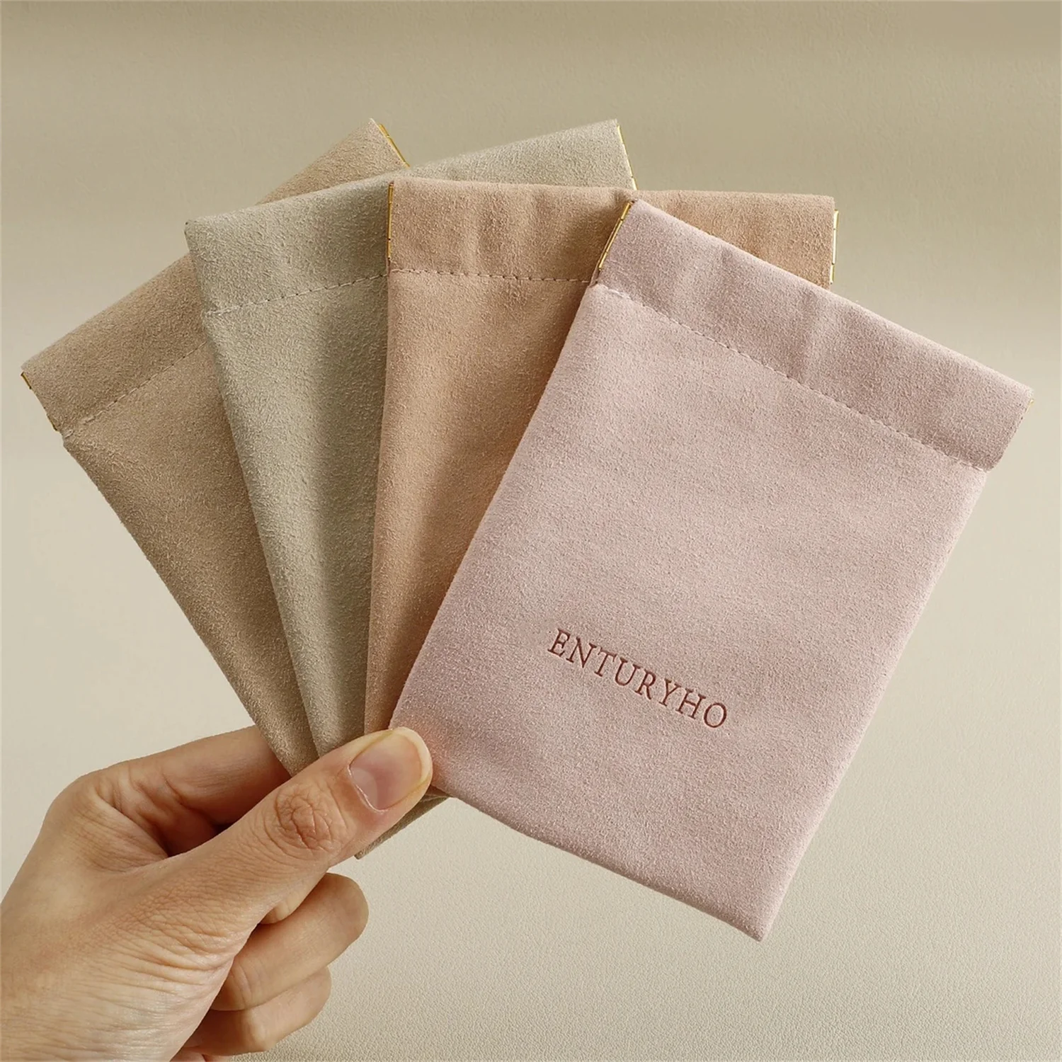 50pcs pink bag Microfiber Bag Custom Logo Spring Buckle Lipstick Bag Cosmetic Bag Wallet Jewelry Bag Card Holder Key Holder Mini
50pcs pink bag Microfiber Bag Custom Logo Spring Buckle Lipstick Bag Cosmetic Bag Wallet Jewelry Bag Card Holder Key Holder Mini