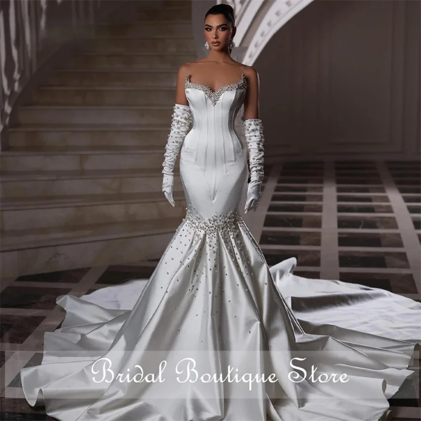 Gorgeous Mermaid Wedding Dress Bead Diamonds Pearls Elegant Bridal Gowns Satin With Gloves Vestido De Noiva Customized
Gorgeous Mermaid Wedding Dress Bead Diamonds Pearls Elegant Bridal Gowns Satin With Gloves Vestido De Noiva Customized