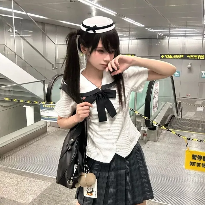 Deeptown White Striped Jk Shirts Women Preppy Sweet Short Sleeve Japanese Fashion Sailor Collar Blouses Slim Basic Sailor Suit
Deeptown White Striped Jk Shirts Women Preppy Sweet Short Sleeve Japanese Fashion Sailor Collar Blouses Slim Basic Sailor Suit