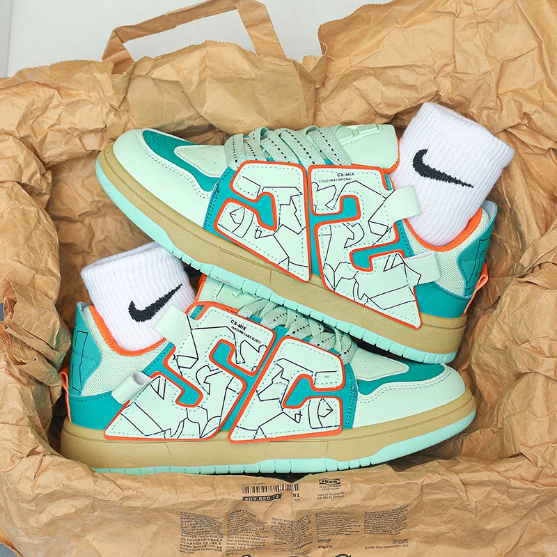 New Men's Outdoor Sports Canvas Shoes – Lightweight & Comfortable Design with Thick Sole for Cushioning & Support. Ideal for Hik
New Men's Outdoor Sports Canvas Shoes – Lightweight & Comfortable Design with Thick Sole for Cushioning & Support. Ideal for Hik