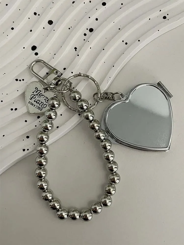 Metal Key Chain with Heart Shaped Mirror y2k Style Bag Pendant Sweet Cool Trendy Fashion Pendant
Metal Key Chain with Heart Shaped Mirror y2k Style Bag Pendant Sweet Cool Trendy Fashion Pendant