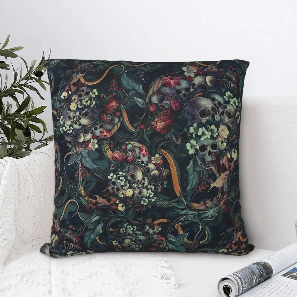 Skulls And Snakes Throw Pillow Case Culture Backpack Cojines Covers DIY Printed Fashion For Chair Decor
Skulls And Snakes Throw Pillow Case Culture Backpack Cojines Covers DIY Printed Fashion For Chair Decor