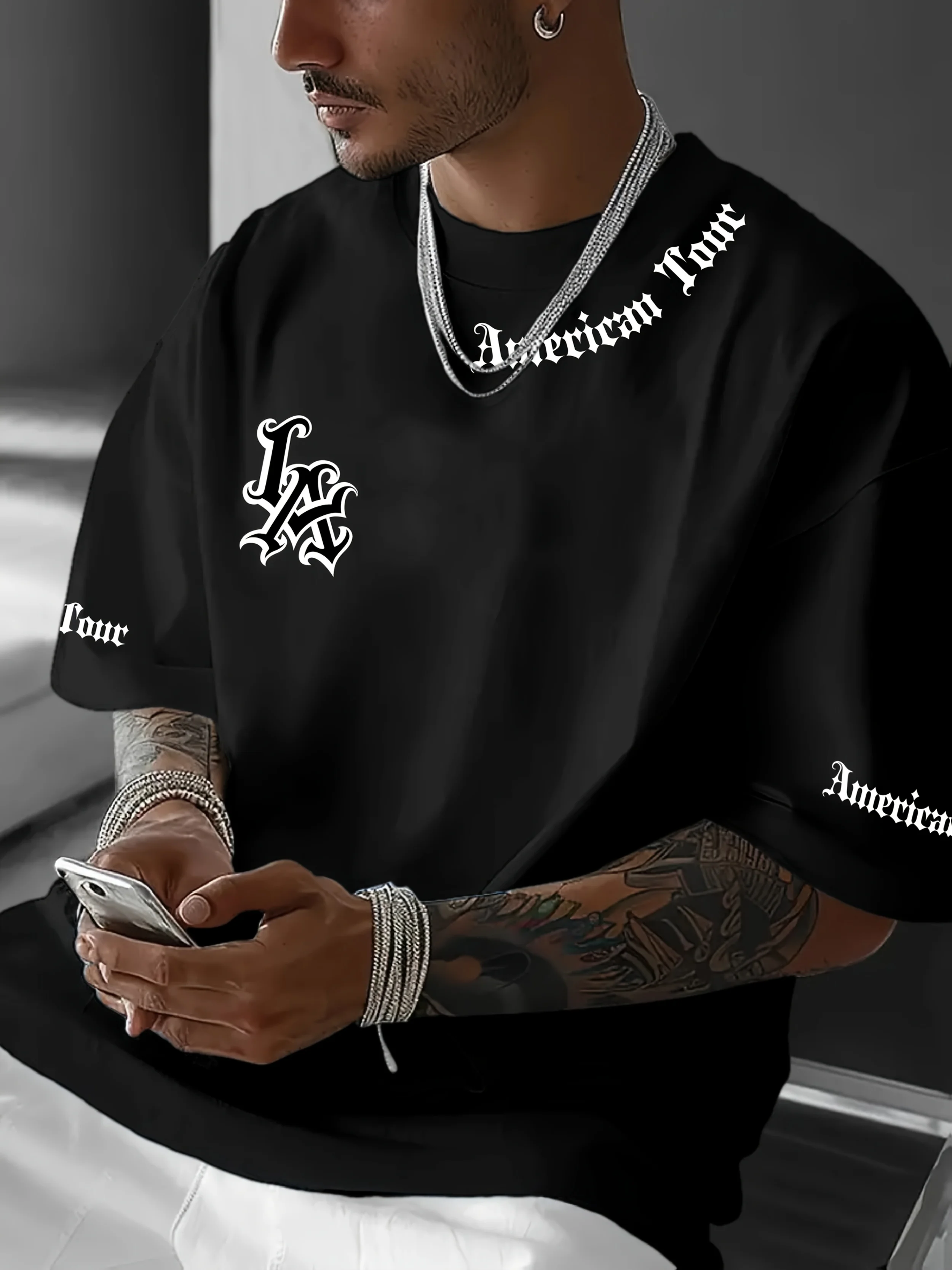 Men's simple LA logo and USA Tour letters graphic print casual t-shirt stylish round neck short sleeves
Men's simple LA logo and USA Tour letters graphic print casual t-shirt stylish round neck short sleeves
