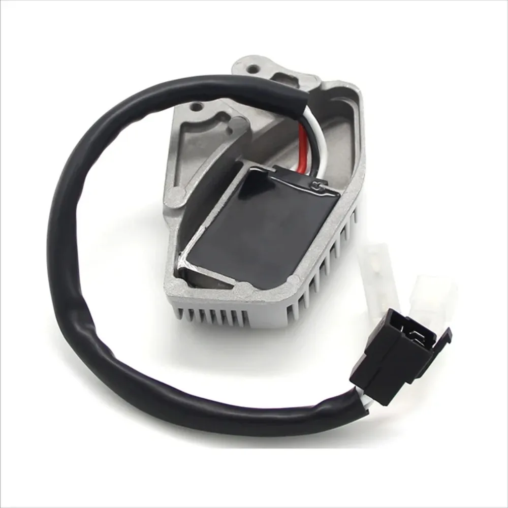 Motorcycle For XV535 VIRAGO 535 500 1997-2003 2008C. 1 3JB-81960-01-00 Regulator Rectifier Motorbike Part
Motorcycle For XV535 VIRAGO 535 500 1997-2003 2008C. 1 3JB-81960-01-00 Regulator Rectifier Motorbike Part