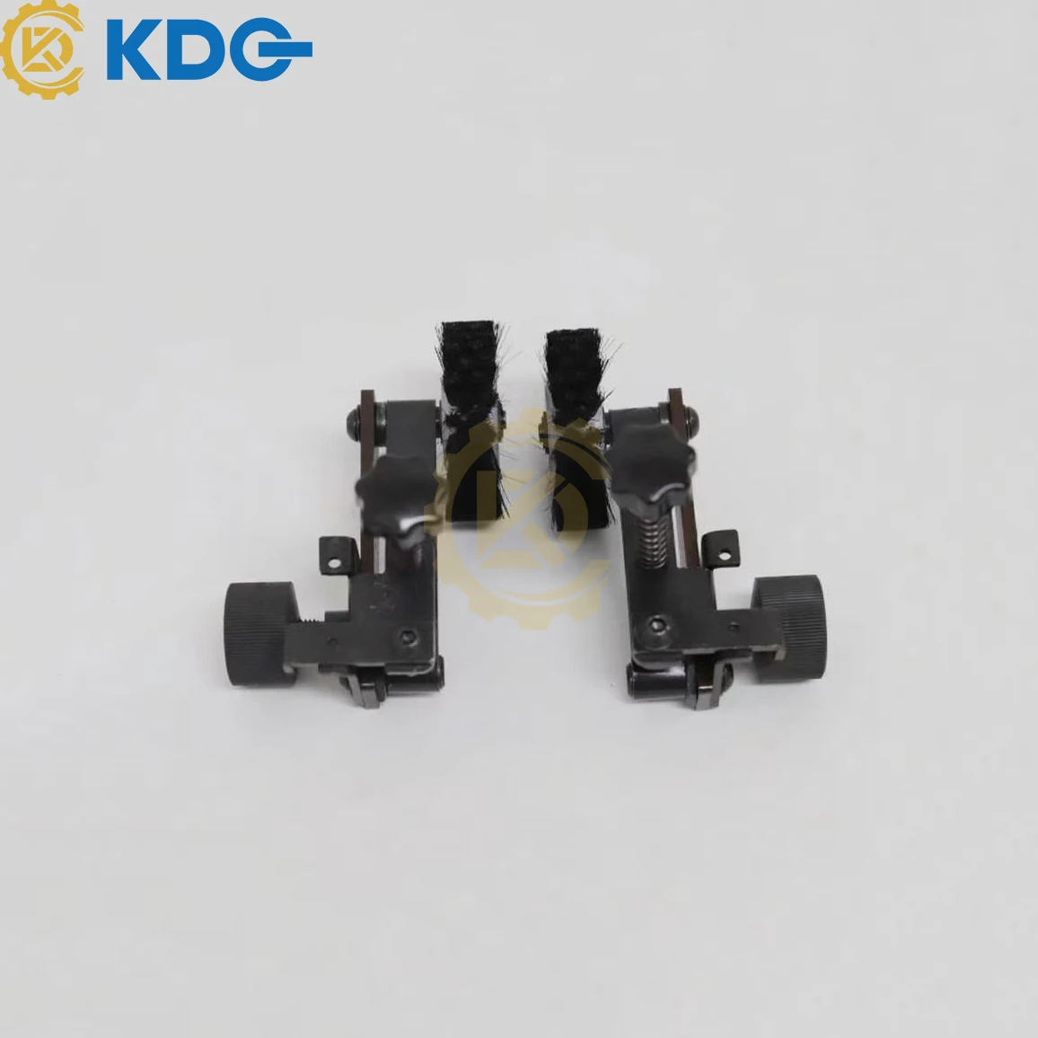 Best Quality 1 Pair KBA 104/105 Feeder Table Runner Assembly Brush Runner
Best Quality 1 Pair KBA 104/105 Feeder Table Runner Assembly Brush Runner