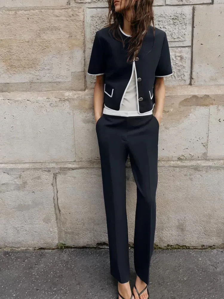 Spring 2026 Women's Casual Straight Leg Pants And Suit Jacket New Arrival Short Sleeve round Neck Button Closure Other Material
Spring 2026 Women's Casual Straight Leg Pants And Suit Jacket New Arrival Short Sleeve round Neck Button Closure Other Material