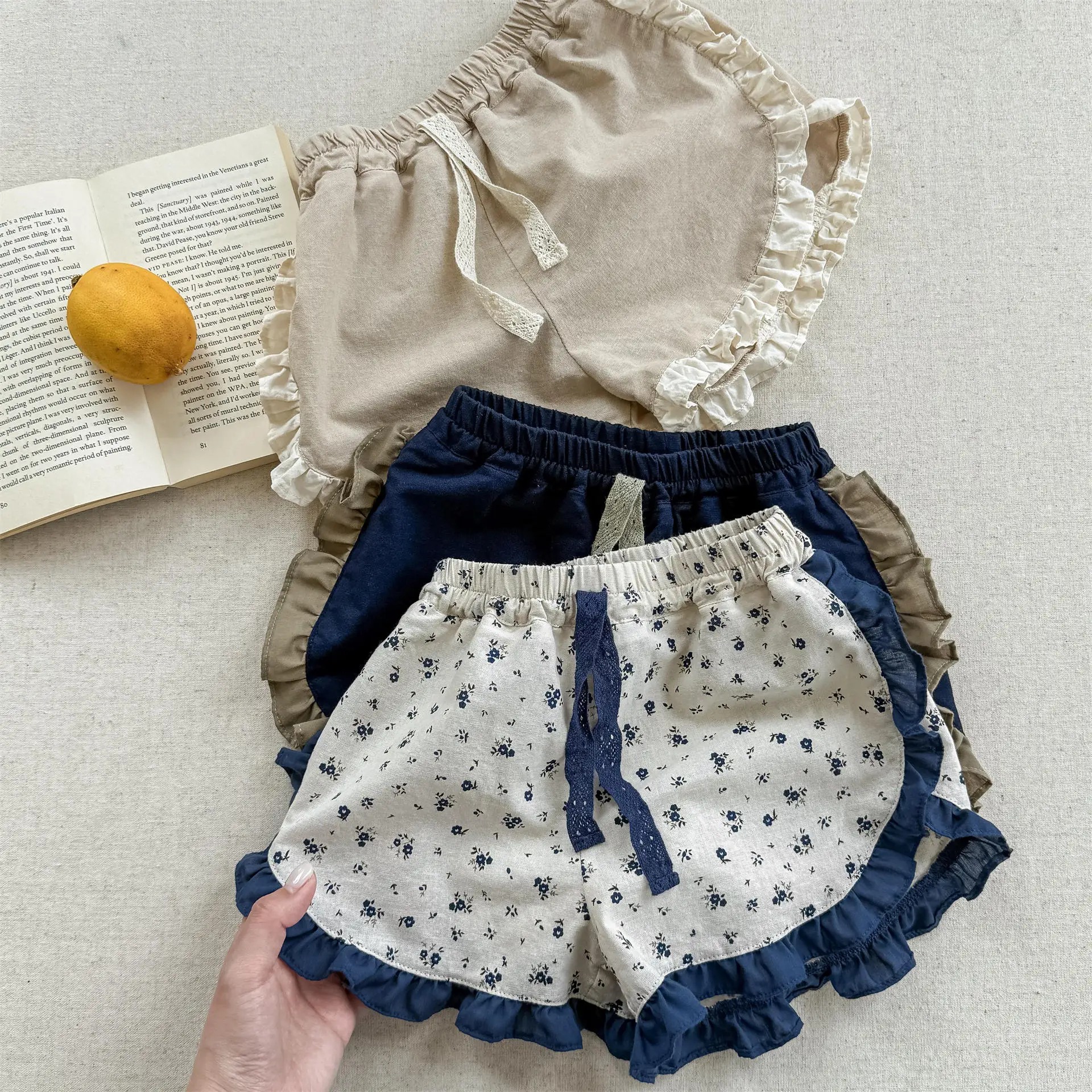 2026 Summer New Children Loose Shorts Cute Floral Girls Lace Shorts Fashion Toddler Casual Shorts Cotton Kids Clothes
2026 Summer New Children Loose Shorts Cute Floral Girls Lace Shorts Fashion Toddler Casual Shorts Cotton Kids Clothes