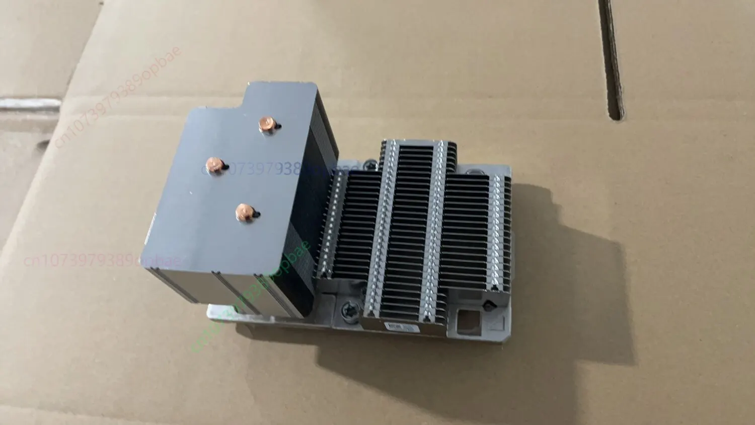 For Dell PowerEdge R740 R740XD Server CPU Heatsink TRJT7 0TRJT7 New Original Cooling Heatsink With CPU Clip Assembly
For Dell PowerEdge R740 R740XD Server CPU Heatsink TRJT7 0TRJT7 New Original Cooling Heatsink With CPU Clip Assembly