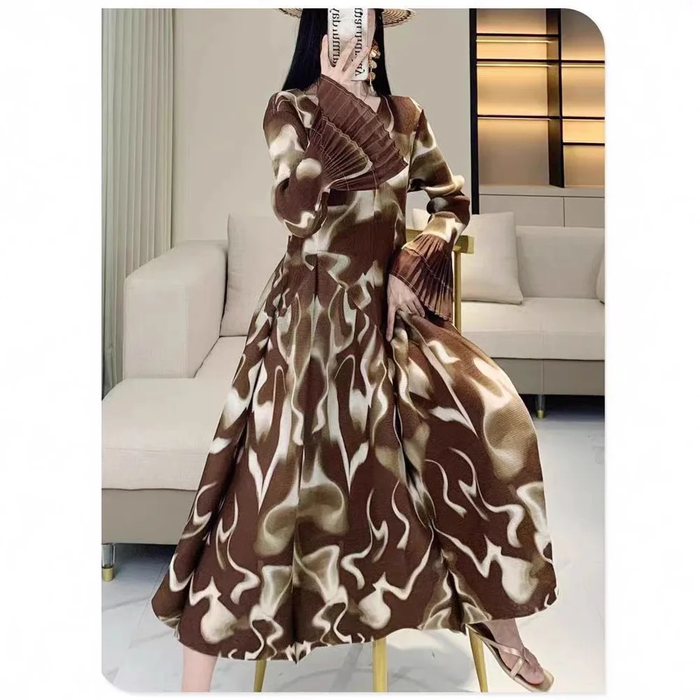Printed Round Neck Flared Sleeve Pleated Women's Dress 2025 Summer New Premium Feeling Comfortable Fashion Casual Hundred Skirt
Printed Round Neck Flared Sleeve Pleated Women's Dress 2025 Summer New Premium Feeling Comfortable Fashion Casual Hundred Skirt