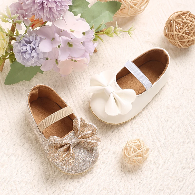 2025Black Fashion Newborn Party Princess Shoes Boys And Girls' First Step Walking Shoes Rubber Soled Anti Slip Baby Shoes 0-12M
2025Black Fashion Newborn Party Princess Shoes Boys And Girls' First Step Walking Shoes Rubber Soled Anti Slip Baby Shoes 0-12M