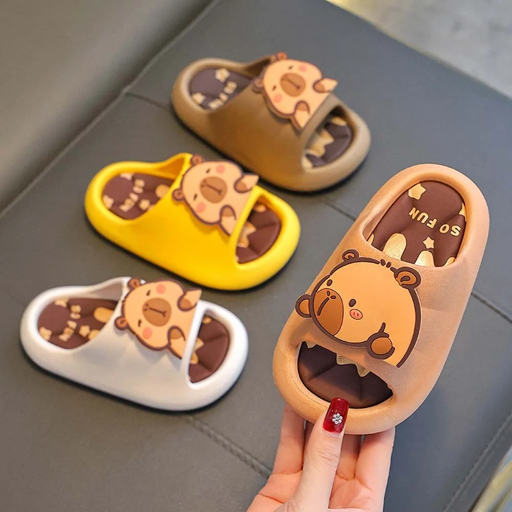 Cute Capybara Anti-slip Slippers Spring Summer New Children's Bathroom Sandals Creative Rotatable Cartoon Animal Slippers
Cute Capybara Anti-slip Slippers Spring Summer New Children's Bathroom Sandals Creative Rotatable Cartoon Animal Slippers