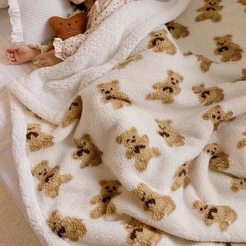 Одеяла с плюшевым мишкой в корейском стиле, флисовые мягкие теплые толстые одеяла для кемпинга, плюшевое милое одеяло для дивана, простыня, товары для дома
Одеяла с плюшевым мишкой в корейском стиле, флисовые мягкие теплые толстые одеяла для кемпинга, плюшевое милое одеяло для дивана, простыня, товары для дома