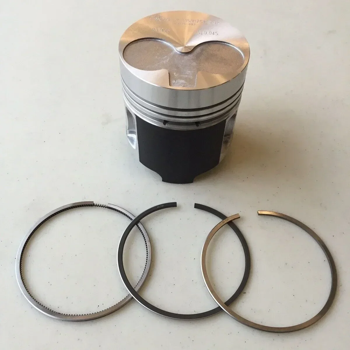 PISTON & RING KIT STANDARD FOR PERKINS 104-19 / 403C-15 / 403D-15 115017541
PISTON & RING KIT STANDARD FOR PERKINS 104-19 / 403C-15 / 403D-15 115017541