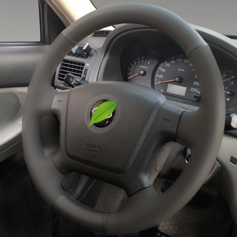 Для Kia Cerato 2005-2012 Old Kia Ceed автозапчасти, прошитый вручную темно-серый нескользящий чехол на руль из натуральной кожи
Для Kia Cerato 2005-2012 Old Kia Ceed автозапчасти, прошитый вручную темно-серый нескользящий чехол на руль из натуральной кожи