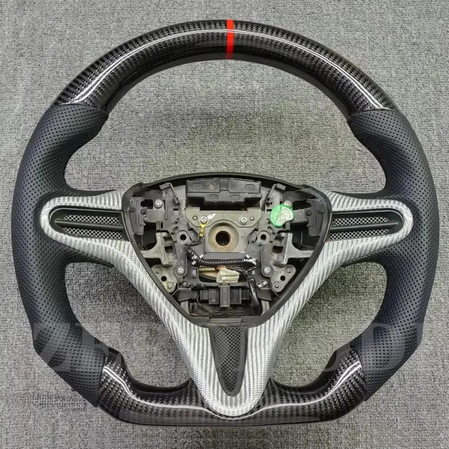 Сменный руль из настоящего углеродного волокна с кожей для Honda Civic 8TH GEN 2006-2011 гг.
Сменный руль из настоящего углеродного волокна с кожей для Honda Civic 8TH GEN 2006-2011 гг.