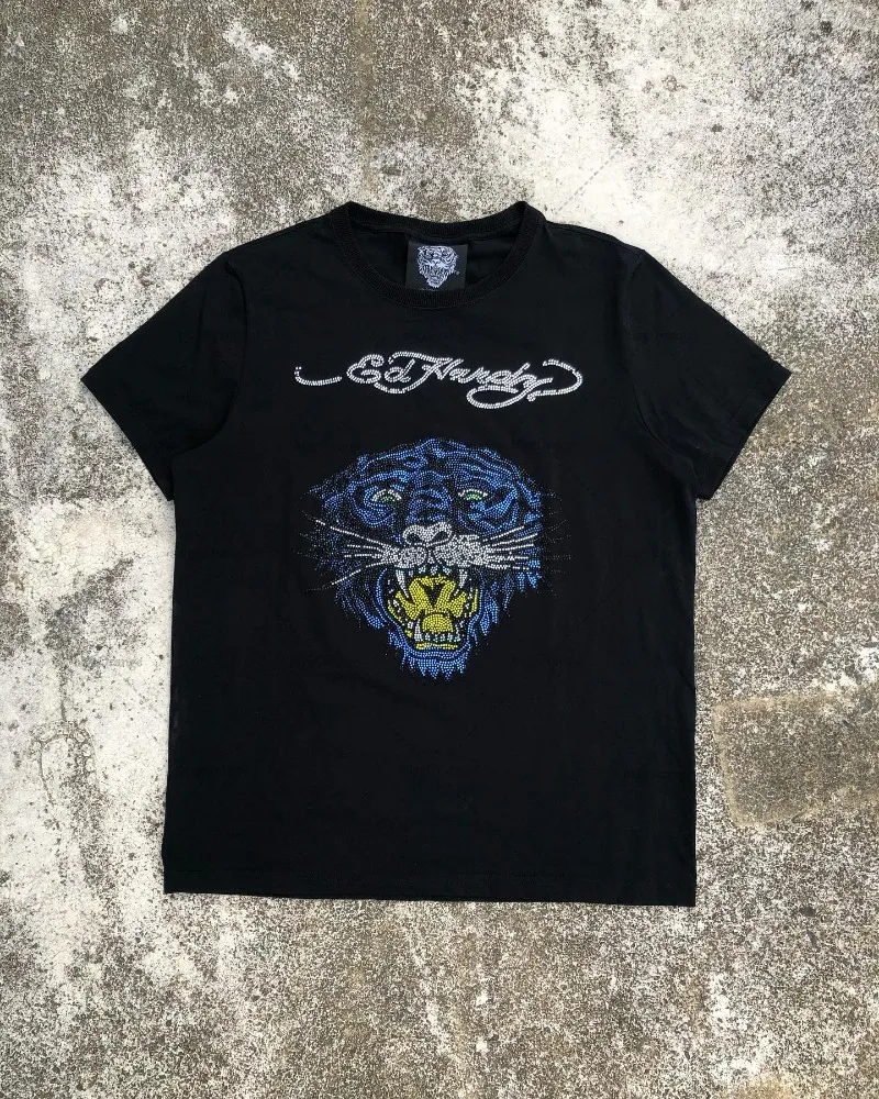 Летняя хлопковая футболка в стиле хип-хоп Harajuku Street большого размера с круглым вырезом для мужчин Y2K с мультяшным буквенным принтом, модный повседневный свободный топ для женщин
Летняя хлопковая футболка в стиле хип-хоп Harajuku Street большого размера с круглым вырезом для мужчин Y2K с мультяшным буквенным принтом, модный повседневный свободный топ для женщин