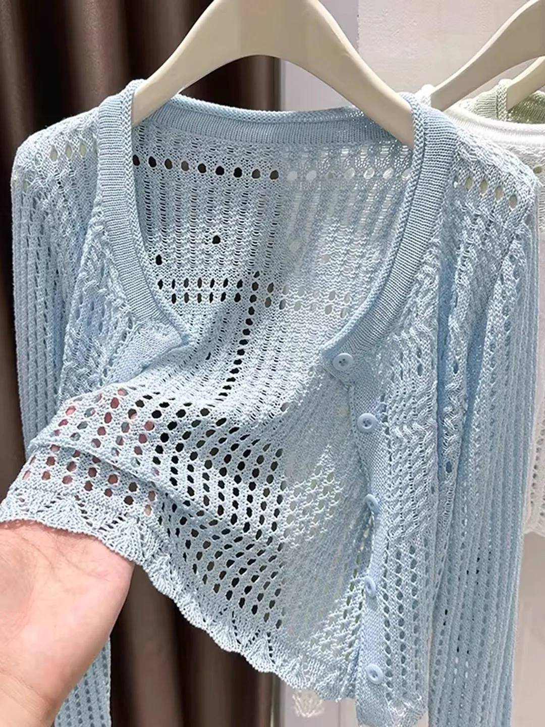 Women's Summer Thin Ice Silk Knitted Open Cardigan with Strap Hollow out Design Casual Breathable Lightweight Pashmina Coat
Women's Summer Thin Ice Silk Knitted Open Cardigan with Strap Hollow out Design Casual Breathable Lightweight Pashmina Coat