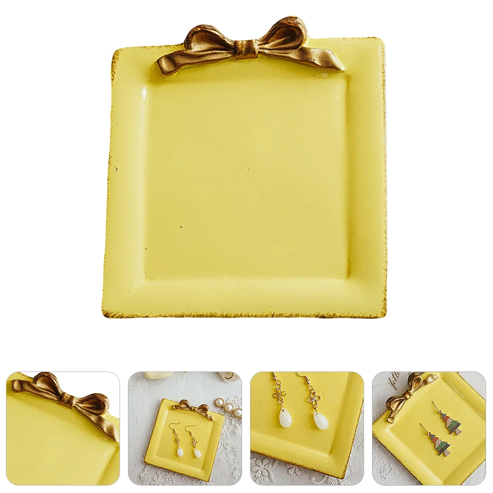 Chic Earring Display Tray Resin Jewelry Storage Desktop Ornament Durable Creative Photography Prop Festival Home Decoration Gift 
Chic Earring Display Tray Resin Jewelry Storage Desktop Ornament Durable Creative Photography Prop Festival Home Decoration Gift