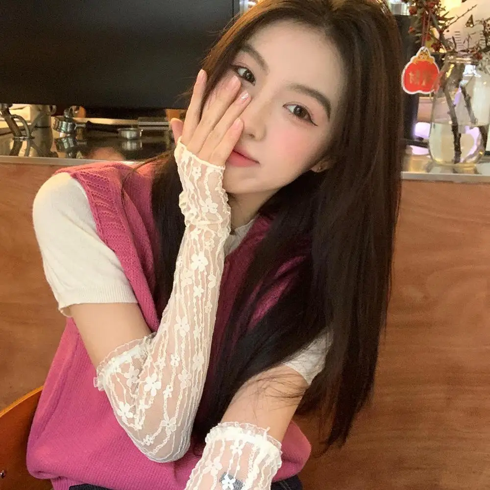 Sunscreen Long Lace Gloves Hollow-Out Fingerless Glove Women Sun Protection Sleeves Mesh Thin Hand Cycling Gloves Gym Gloves
Sunscreen Long Lace Gloves Hollow-Out Fingerless Glove Women Sun Protection Sleeves Mesh Thin Hand Cycling Gloves Gym Gloves