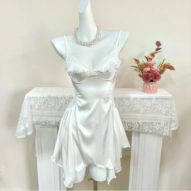 2025New high-end French-style nightdressVSexy Silk Slim Fit Nightdress with Fish Tail Collar
2025New high-end French-style nightdressVSexy Silk Slim Fit Nightdress with Fish Tail Collar
