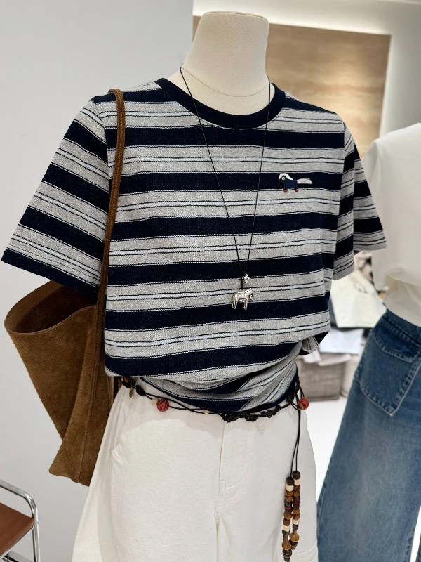 plus Size Women's T-Shirt Summer Loose Fit Cartoon Embroidery Short Sleeve Striped Base Shirt Inner Wear Top for plus Size
plus Size Women's T-Shirt Summer Loose Fit Cartoon Embroidery Short Sleeve Striped Base Shirt Inner Wear Top for plus Size