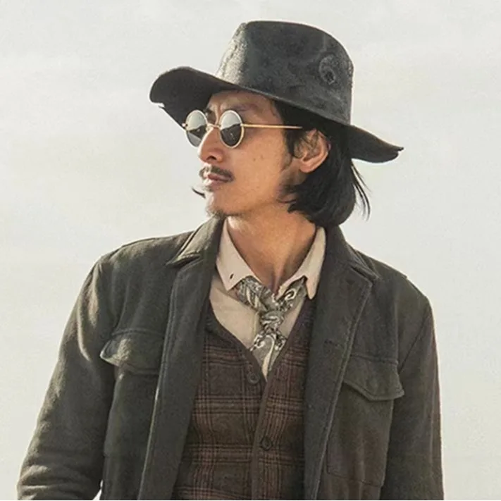 New World Fashion High end Brand Classic Old Money Style Men's Sunglasses Retro Nostalgic Punk Women's Luxury Sunglasses UV400
New World Fashion High end Brand Classic Old Money Style Men's Sunglasses Retro Nostalgic Punk Women's Luxury Sunglasses UV400