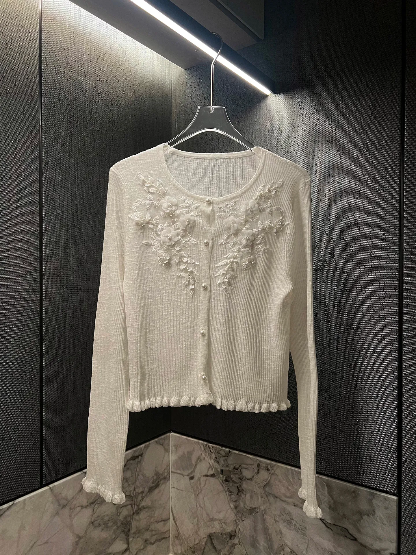 Elegant Knitted Embroidered Shirt Women's Design Sensation Summer New Arrival Beige Breathable Comfortable Long Sleeve round ...
Elegant Knitted Embroidered Shirt Women's Design Sensation Summer New Arrival Beige Breathable Comfortable Long Sleeve round ...