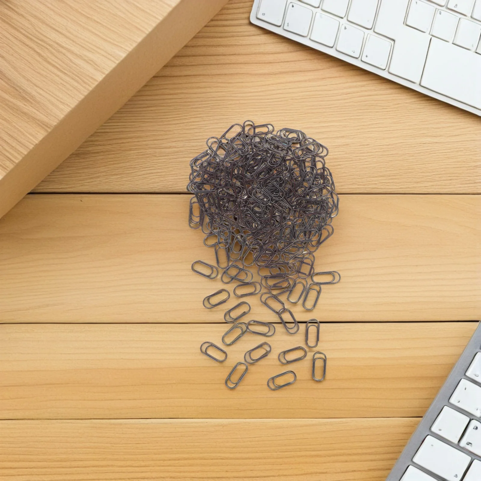 200 Pcs Retro Paper Clip Paperclips Small Mini for Desk Crafts Metal Stationery Standard Office Decor
200 Pcs Retro Paper Clip Paperclips Small Mini for Desk Crafts Metal Stationery Standard Office Decor