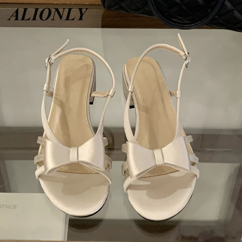 Alionly 2026 New Summer Fashion Narrow Band Open Toe Anke Buckle Strap Sandals Thin Heel Women Party Shoes Zapatos De Mujer
Alionly 2026 New Summer Fashion Narrow Band Open Toe Anke Buckle Strap Sandals Thin Heel Women Party Shoes Zapatos De Mujer