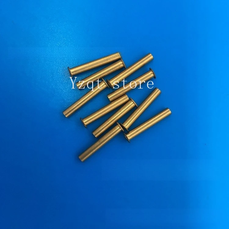 Прямые продажи 2,9*5 2,9*6 2,9*10 Латунные мозоли/полые заклепки/полые медные трубы
Прямые продажи 2,9*5 2,9*6 2,9*10 Латунные мозоли/полые заклепки/полые медные трубы