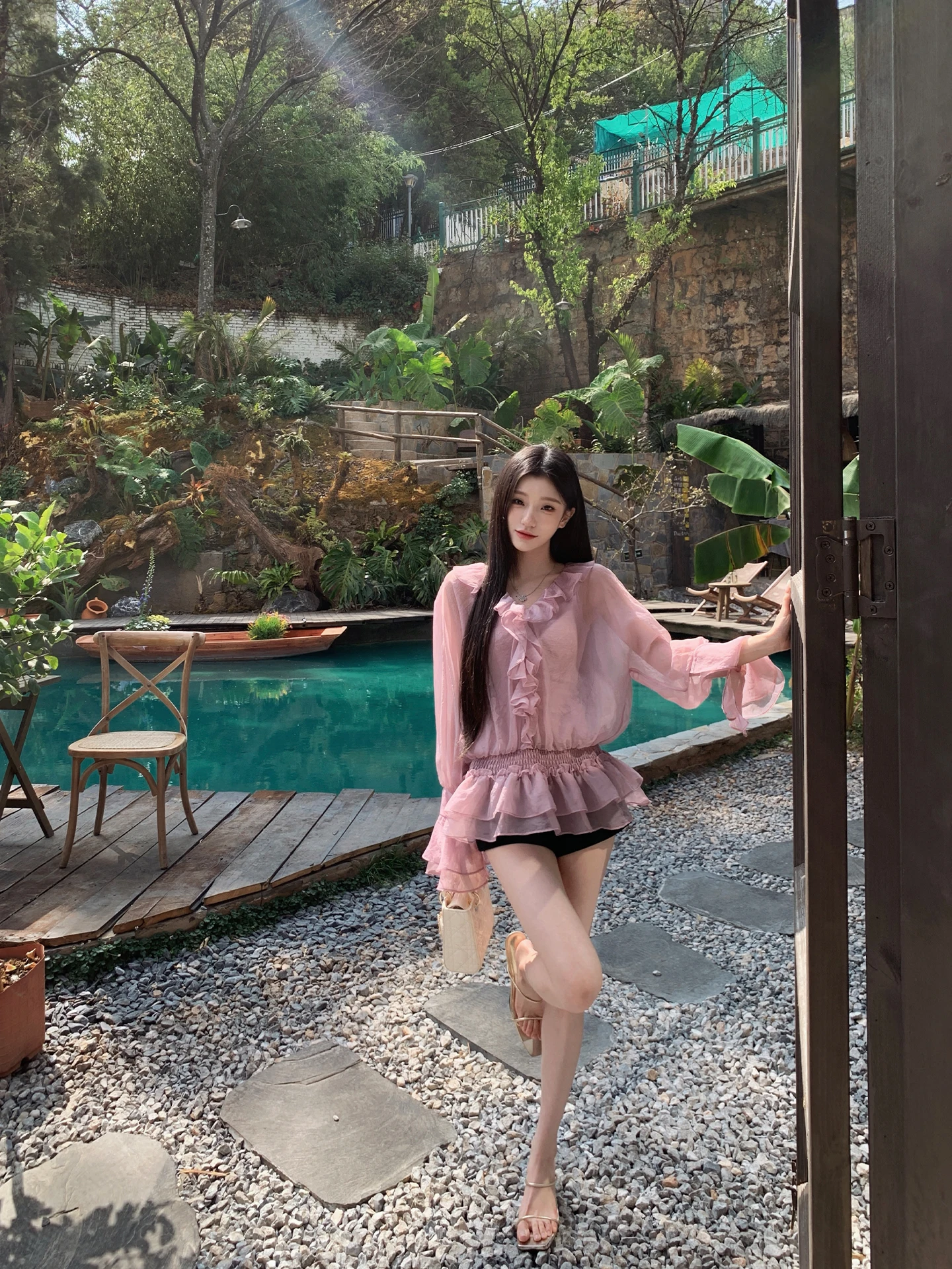 YiYiWang High Waist Slimming Short Pants Two Colors Leg Lengthening Female Group Style Casual Cotton Straight Leg Shorts
YiYiWang High Waist Slimming Short Pants Two Colors Leg Lengthening Female Group Style Casual Cotton Straight Leg Shorts