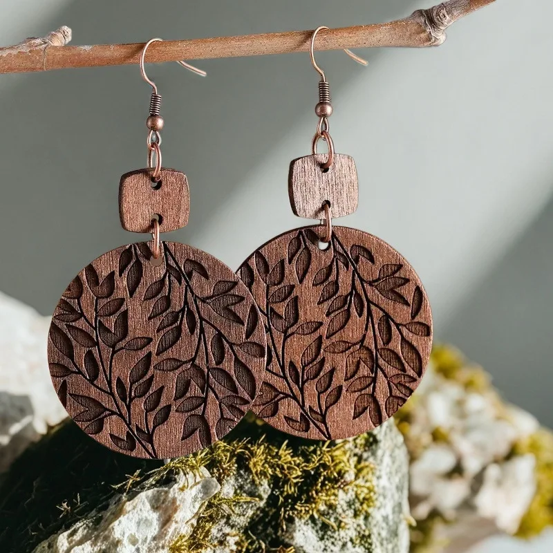 Bohemian Leaf Stud Earrings Round Splicing Pendant Earrings Stylish Wooden Ears
Bohemian Leaf Stud Earrings Round Splicing Pendant Earrings Stylish Wooden Ears