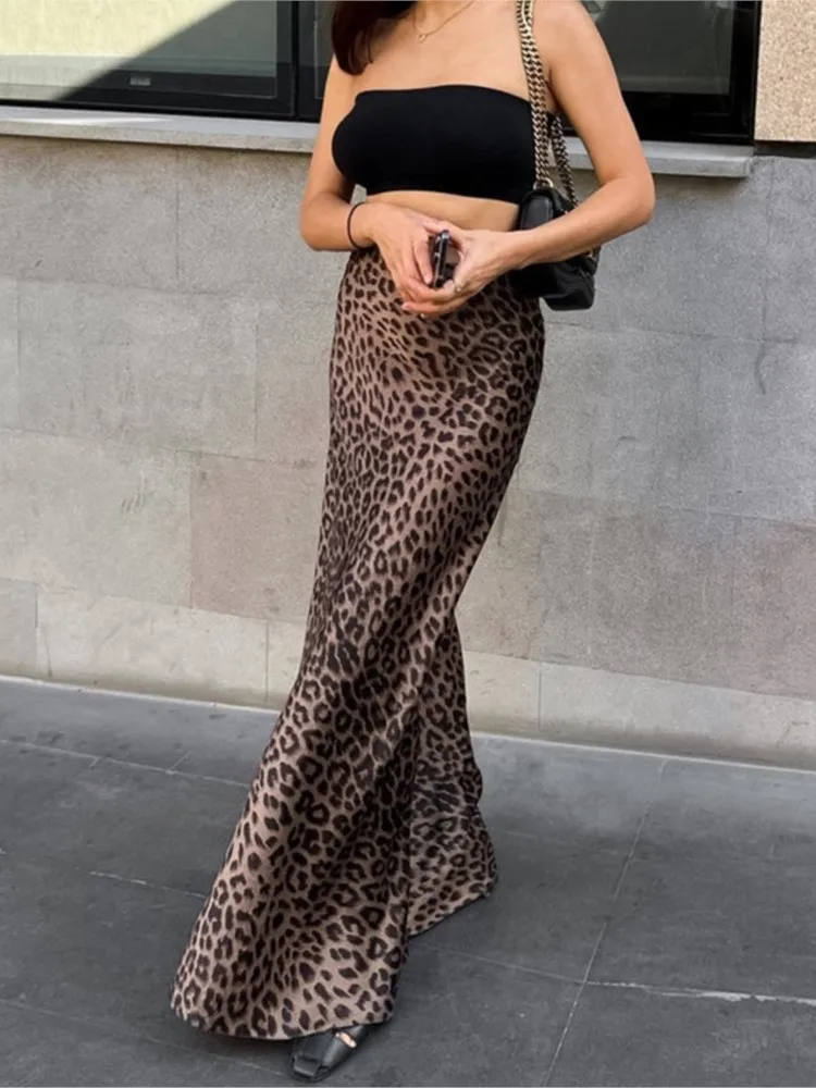 Vintage Leopard Print Trumpet Skirt Women 2025 Fashion Street High Waist Long Skirt Spring Summer Office Lady Slim Zipper Skirts
Vintage Leopard Print Trumpet Skirt Women 2025 Fashion Street High Waist Long Skirt Spring Summer Office Lady Slim Zipper Skirts