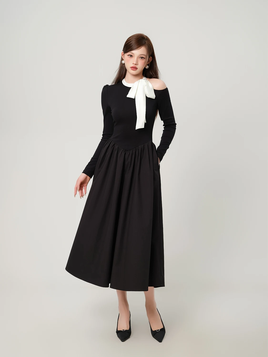 EU IIWAN Bla Knitted Bow oulder Bared Dr Women's Ele Slimming Long Gown Commute Simple High Waist
EU IIWAN Bla Knitted Bow oulder Bared Dr Women's Ele Slimming Long Gown Commute Simple High Waist