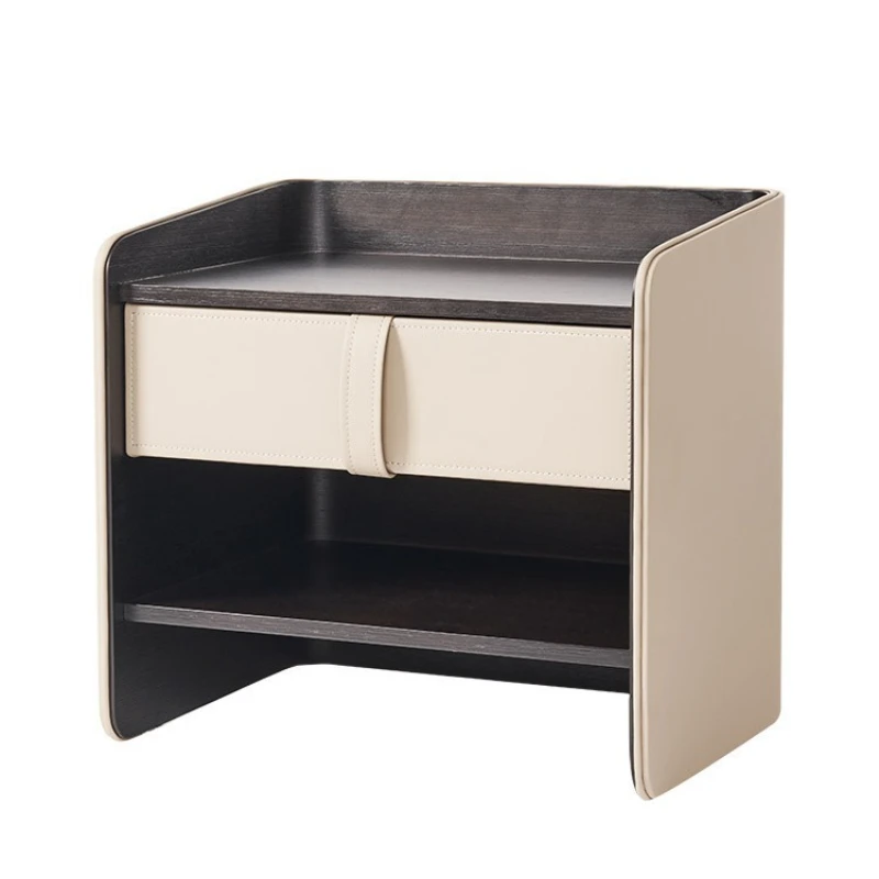 Designer saddle leather bedside table, simple, modern bedroom light luxury creative bedside table
Designer saddle leather bedside table, simple, modern bedroom light luxury creative bedside table