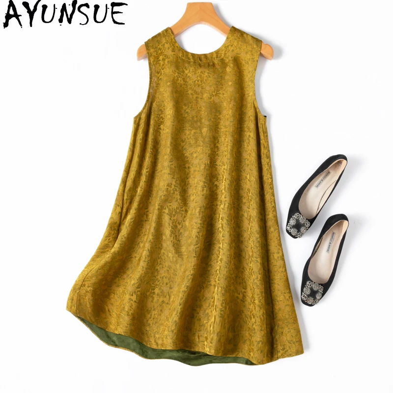 AYUNSUE 100% Mulberry Silk Tank Tops Woman A-line Luxury Tops for Woman Clothes High Quality Sleeveless Woman T Shirts 2025
AYUNSUE 100% Mulberry Silk Tank Tops Woman A-line Luxury Tops for Woman Clothes High Quality Sleeveless Woman T Shirts 2025