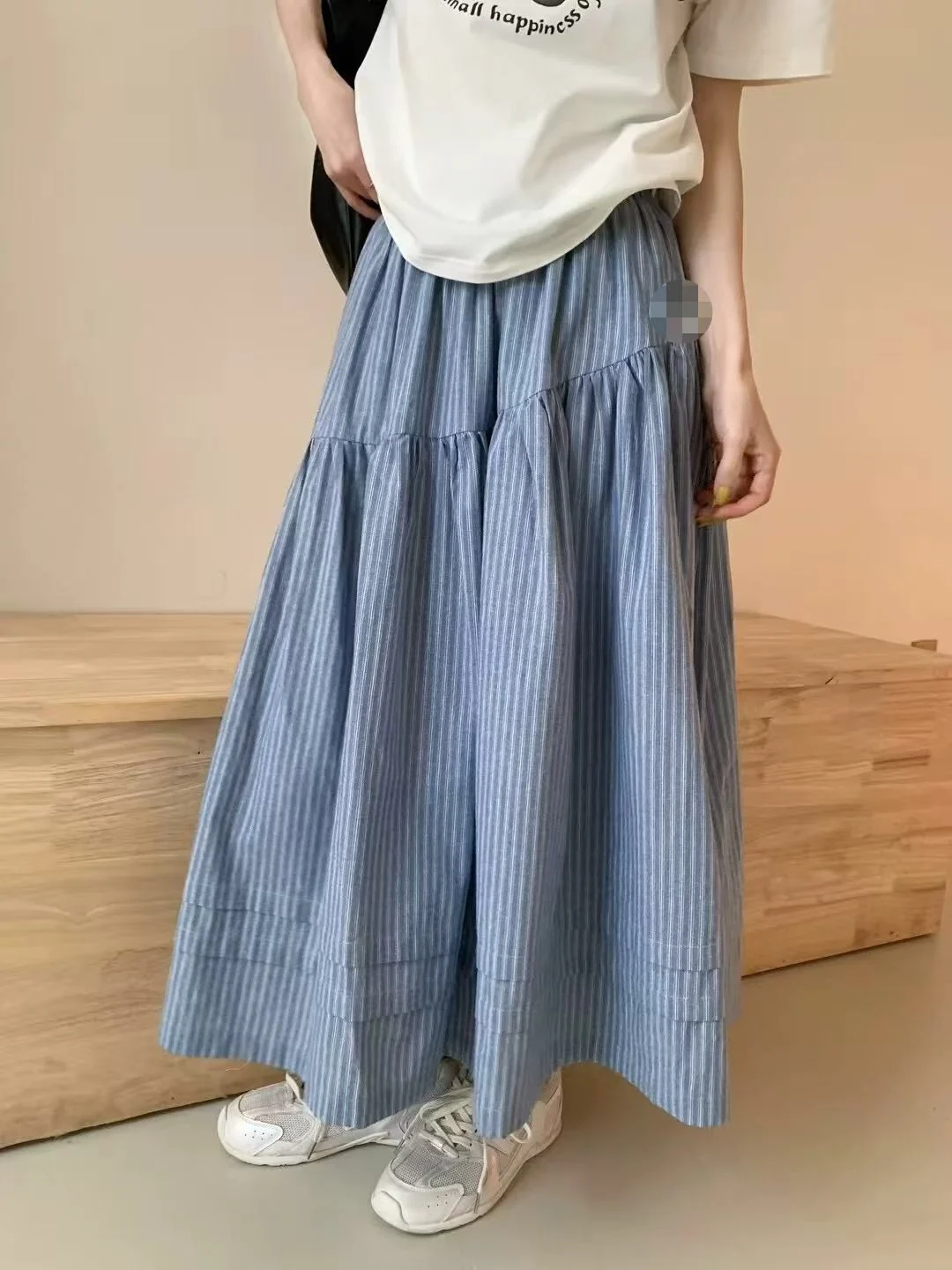 Korean Style Gentle Blue Striped Embroidery Half-length Skirt Women's Spring Summer New High Waist Versatile Slimming Umbrell...
Korean Style Gentle Blue Striped Embroidery Half-length Skirt Women's Spring Summer New High Waist Versatile Slimming Umbrell...