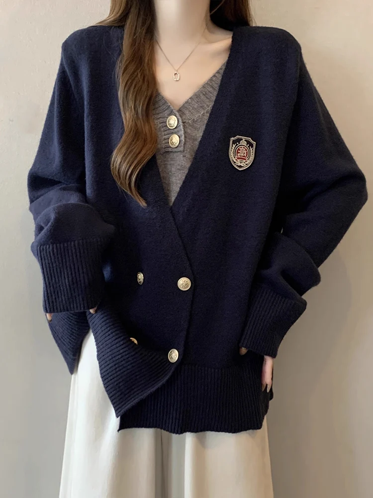 Loose Fit V-Neck Knitted Cardigan Women's plus Size College Style Dark Blue Spring New Arrival Single Piece Long Sleeve Sweater
Loose Fit V-Neck Knitted Cardigan Women's plus Size College Style Dark Blue Spring New Arrival Single Piece Long Sleeve Sweater