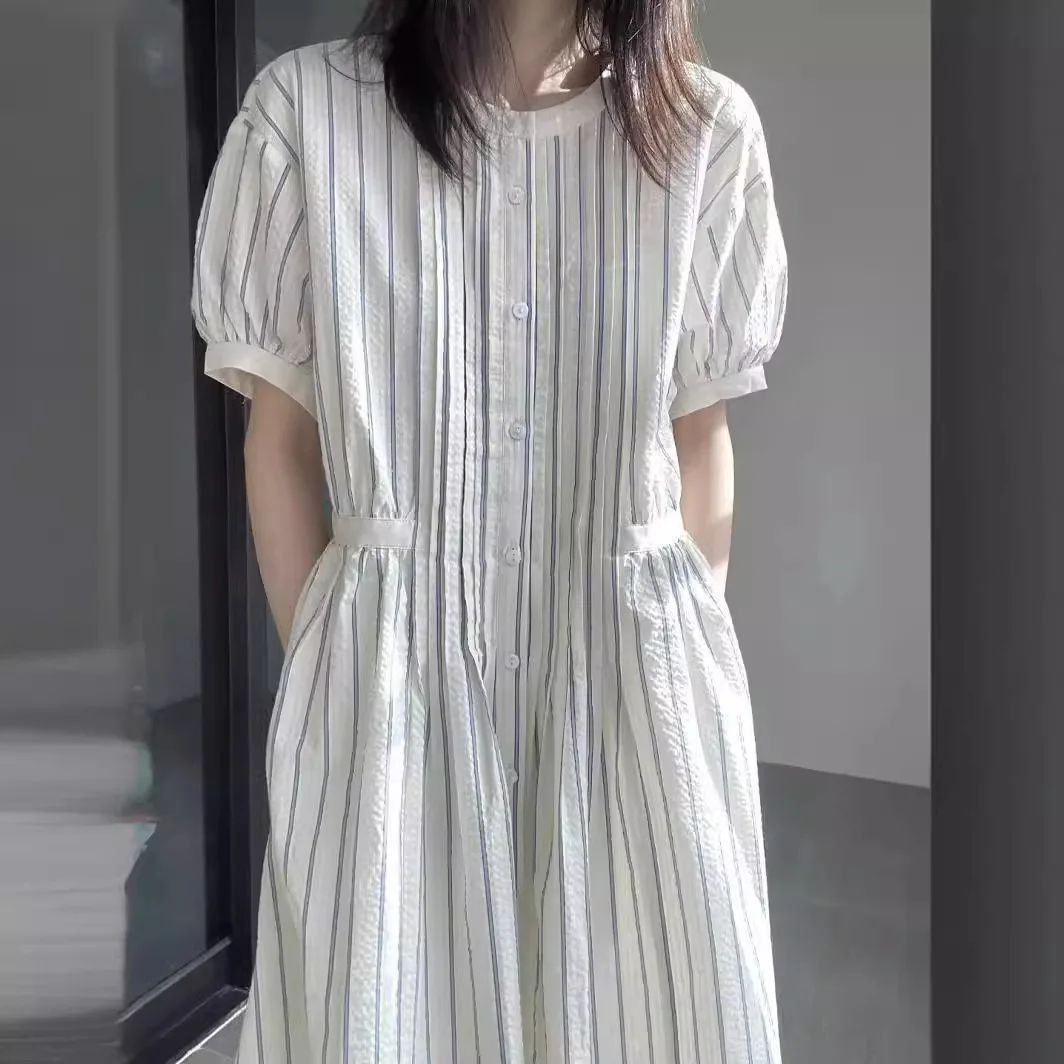 White striped dress for women's summer French gentle style temperament small casual lace up dress 2025 new style
White striped dress for women's summer French gentle style temperament small casual lace up dress 2025 new style