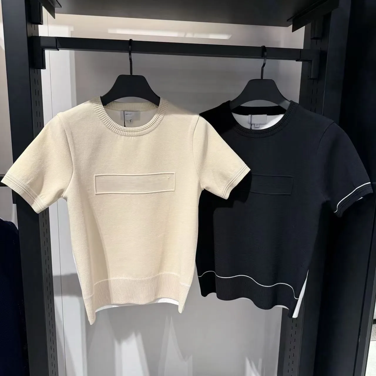 Women’s Color Block Golf Knit Top Crew Neck Slim Fit Everyday Comfort
Women’s Color Block Golf Knit Top Crew Neck Slim Fit Everyday Comfort