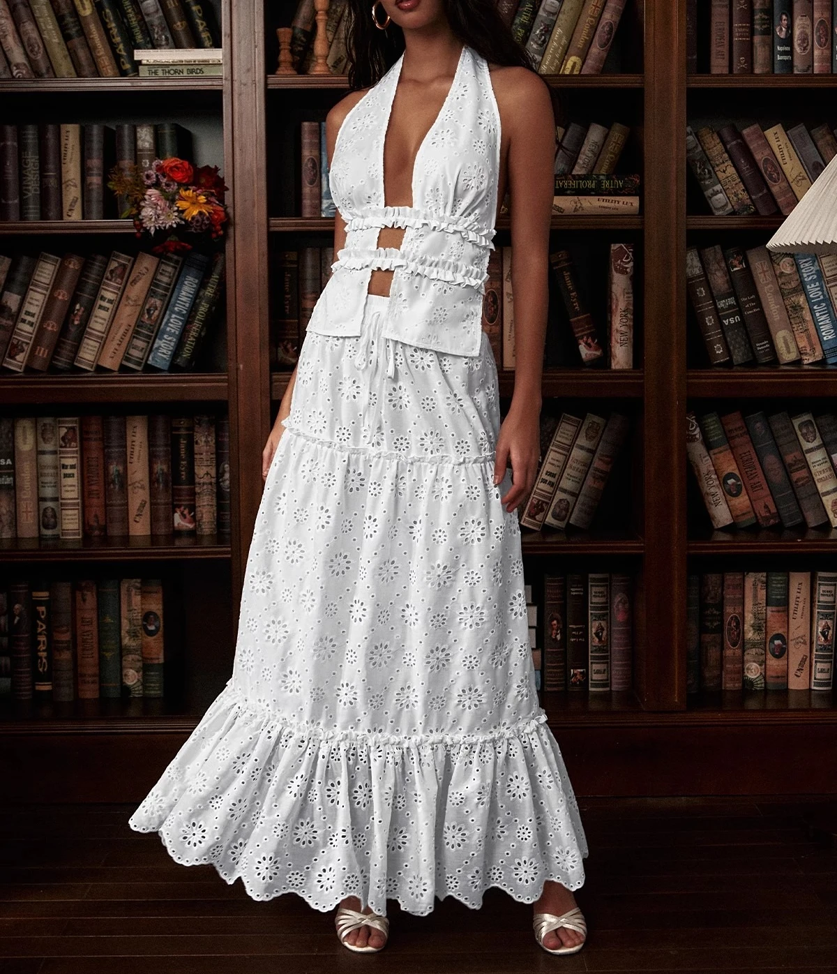 White Backless Vintage Cropped Tops and Skirts Summer Vacation Streetwear Chic 2 Piece Sets Women Elegant Skirt Sets
White Backless Vintage Cropped Tops and Skirts Summer Vacation Streetwear Chic 2 Piece Sets Women Elegant Skirt Sets