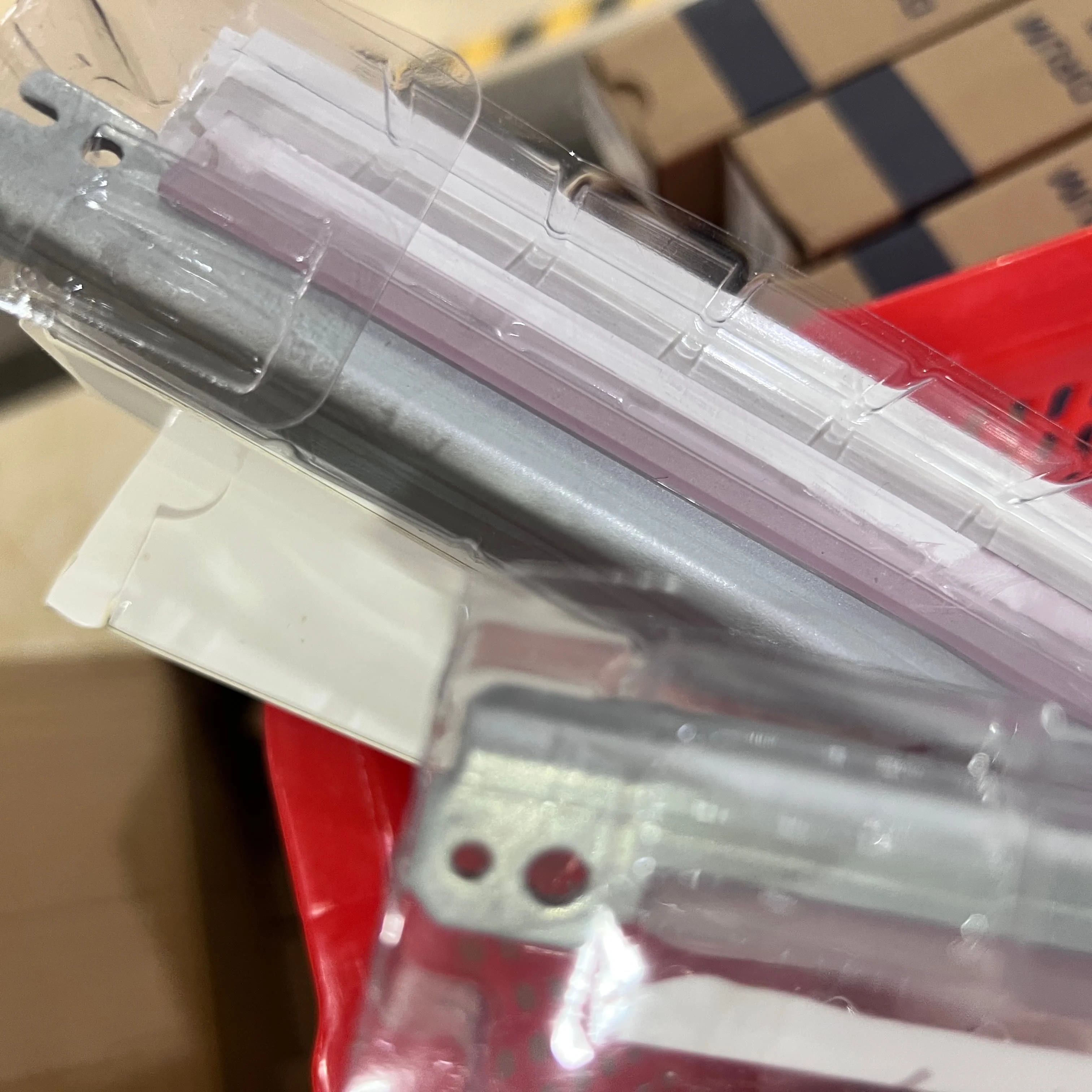 4PCS Long Life V80 V180 V2100 V3100 Drum Cleaning Blade For Xerox Versant 80 180 2100 3100
4PCS Long Life V80 V180 V2100 V3100 Drum Cleaning Blade For Xerox Versant 80 180 2100 3100