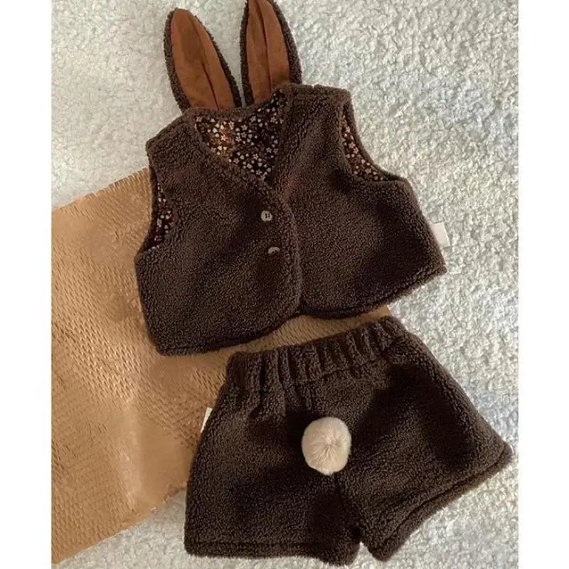 2024 Winter New Baby Sleeveless Clothes Set Plus Velvet Thick Infant Girls Padded Vest + Shorts 2pcs Suit Toddler Warm Outfits
2024 Winter New Baby Sleeveless Clothes Set Plus Velvet Thick Infant Girls Padded Vest + Shorts 2pcs Suit Toddler Warm Outfits