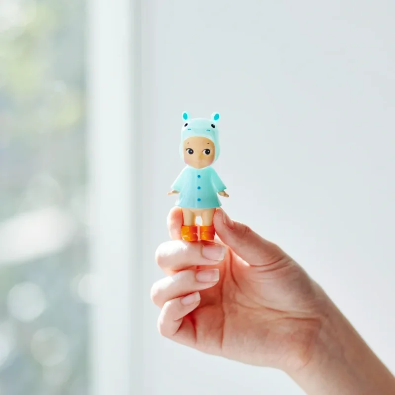 Новая серия Sonny Angel I Love Rainy Days, загадочная слепая коробка, исцеляющая серия, модная игра, украшение для рабочего стола ручной работы, креативный подарок
Новая серия Sonny Angel I Love Rainy Days, загадочная слепая коробка, исцеляющая серия, модная игра, украшение для рабочего стола ручной работы, креативный подарок