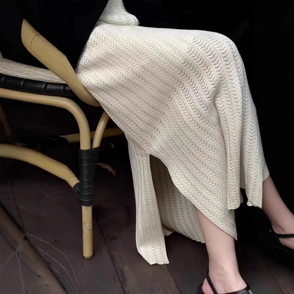2026 Khaki Knitted A-Line Mini Skirt Women's Elastic Waist Slimming Concealing Autumn New Style Elegant Commute Long Skirt
2026 Khaki Knitted A-Line Mini Skirt Women's Elastic Waist Slimming Concealing Autumn New Style Elegant Commute Long Skirt