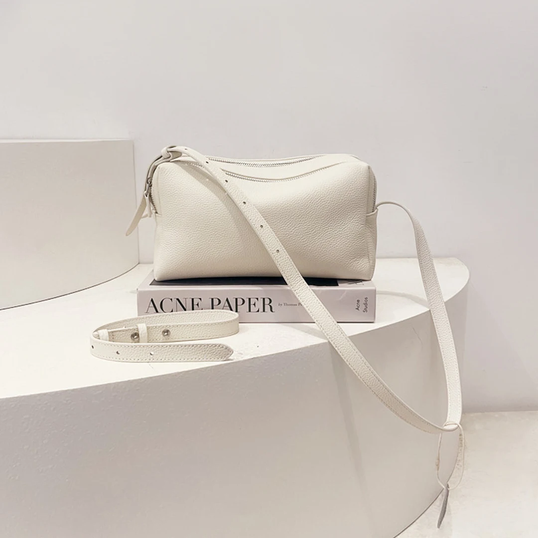 Mendy Lady Bags Genuine Leather Small Crossbody Bag Women Mini Shoulder Top Layer Cowhide Double Zipper Adjustable Daily Travel
Mendy Lady Bags Genuine Leather Small Crossbody Bag Women Mini Shoulder Top Layer Cowhide Double Zipper Adjustable Daily Travel