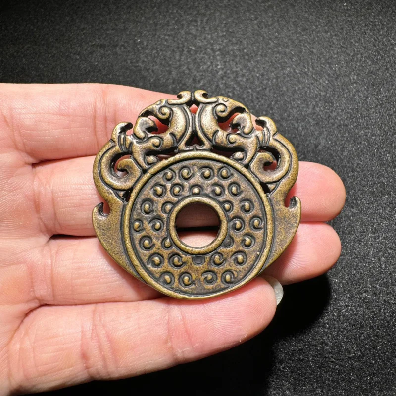 Vintage Antique Brass Double Dragon Pendant for Men and Women Double-Sided Antique Dragon Wall Hanging Ornament
Vintage Antique Brass Double Dragon Pendant for Men and Women Double-Sided Antique Dragon Wall Hanging Ornament